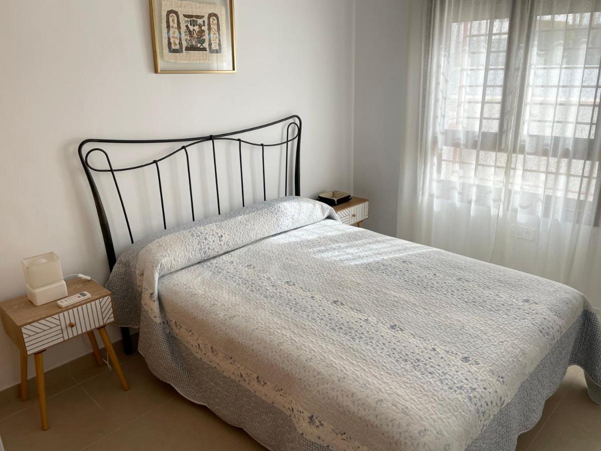 Atico Premium Conil Con 2 Terrazas, Parking, Piscina, Aire Ac Y Wifi -Solo Familias Y Parejas- Leilighet Conil De La Frontera Eksteriør bilde