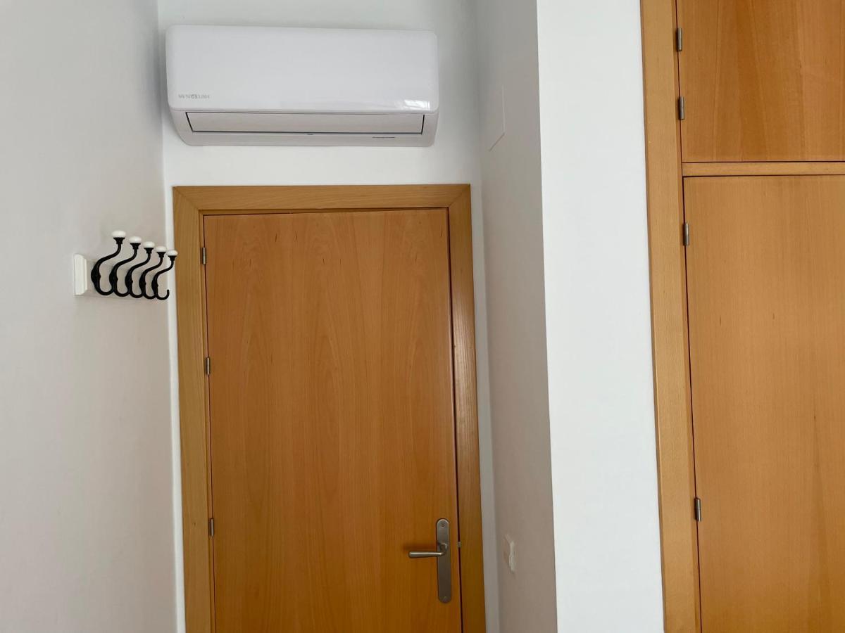 Atico Premium Conil Con 2 Terrazas, Parking, Piscina, Aire Ac Y Wifi -Solo Familias Y Parejas- Leilighet Conil De La Frontera Eksteriør bilde