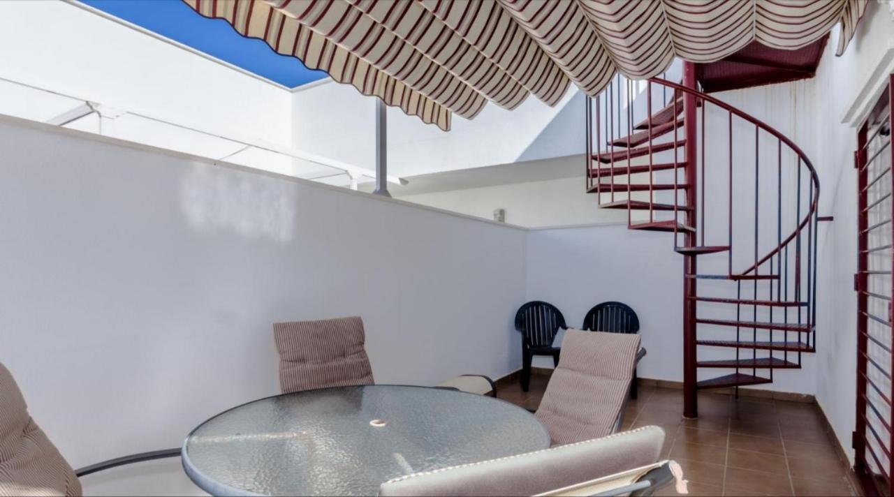 Atico Premium Conil Con 2 Terrazas, Parking, Piscina, Aire Ac Y Wifi -Solo Familias Y Parejas- Leilighet Conil De La Frontera Eksteriør bilde
